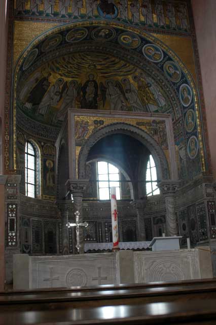 Basilika innen